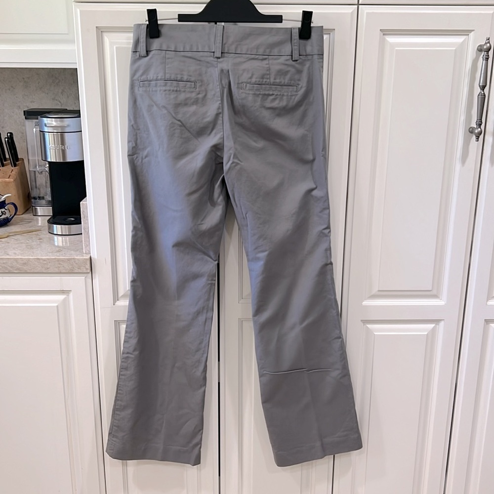 Banana Republic gray chinos sz 8 - Picture 2 of 3